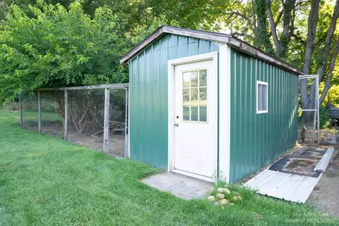 1779 Treelane Dr, Gregory, MI 48137 photo 8