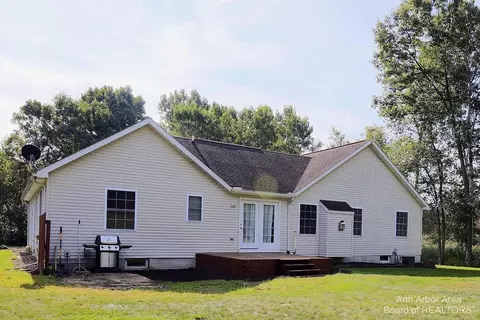 4660 Waynick Dr, Britton, MI 49229 photo 9