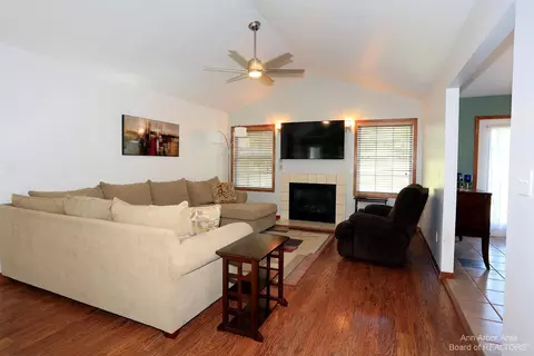4660 Waynick Dr, Britton, MI 49229 photo 13