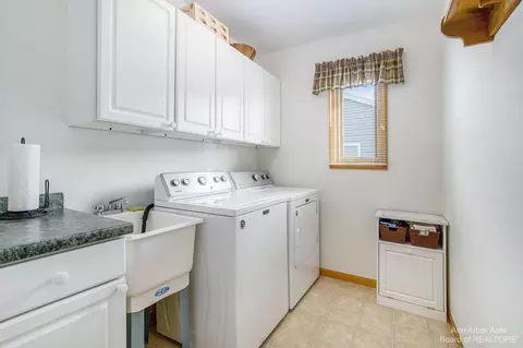 3628 S Downs Dr, Dexter, MI 48130 photo 19