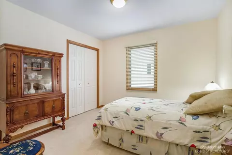 3628 S Downs Dr, Dexter, MI 48130 photo 8