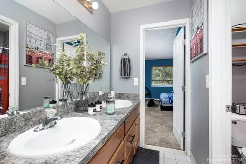 6860 N Meadows Pass, Dexter, MI 48130 photo 31