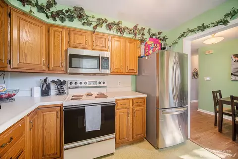 3216 Luetta Ave, Jackson, MI 49201 photo 12