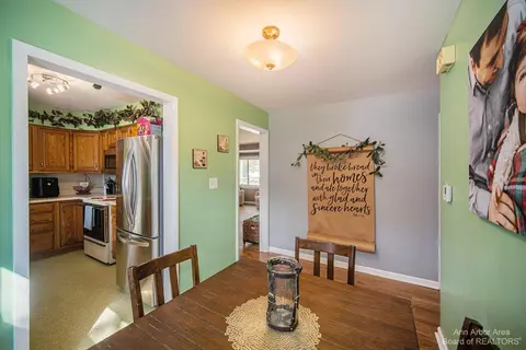 3216 Luetta Ave, Jackson, MI 49201 photo 9