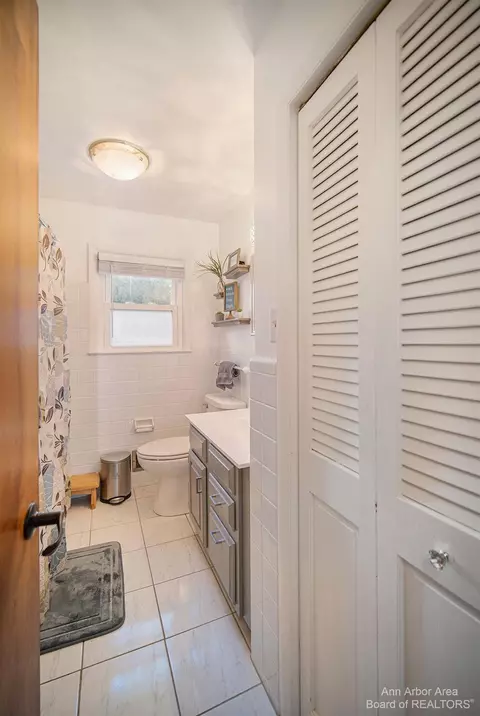 3216 Luetta Ave, Jackson, MI 49201 photo 23