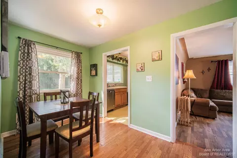 3216 Luetta Ave, Jackson, MI 49201 photo 8