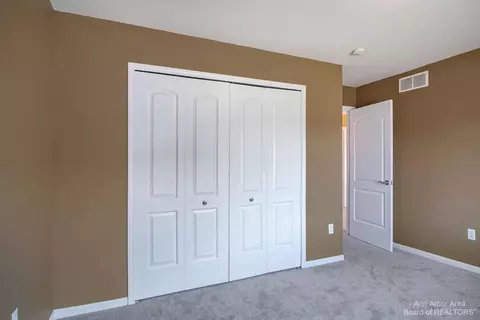 607 Adelaide Ct, Saline, MI 48176 photo 27