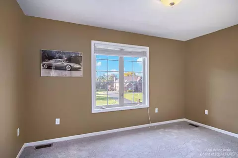 607 Adelaide Ct, Saline, MI 48176 photo 26