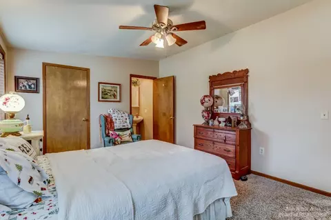 6049 Arbor Ln, Jackson, MI 49201 photo 16