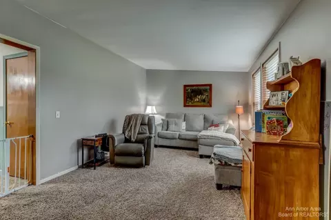 6049 Arbor Ln, Jackson, MI 49201 photo 7
