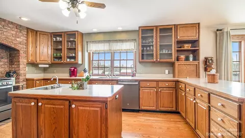 7821 Weber Rd, Saline, MI 48176 photo 12