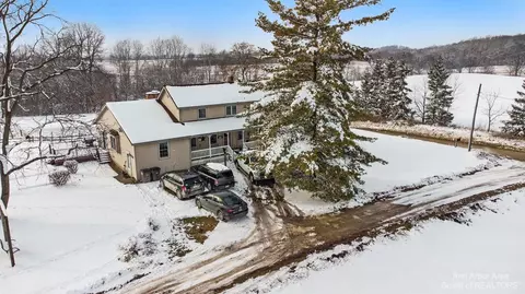 7821 Weber Rd, Saline, MI 48176 photo 2