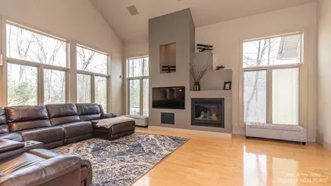 6019 Rives Jct, Jackson, MI 49201 photo 8