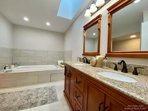 3702 E Pineview Dr, Dexter, MI 48130 photo 13