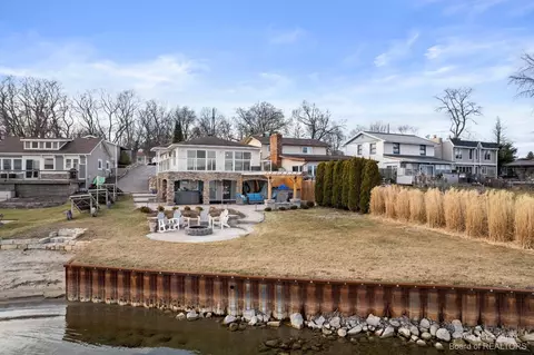 8341 Hillpoint Dr, Brighton, MI 48116 photo 51