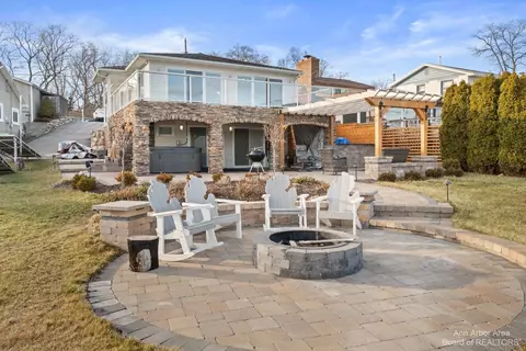 8341 Hillpoint Dr, Brighton, MI 48116 photo 48