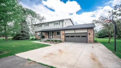 705 W Bemis Rd, Saline, MI 48176 photo 4