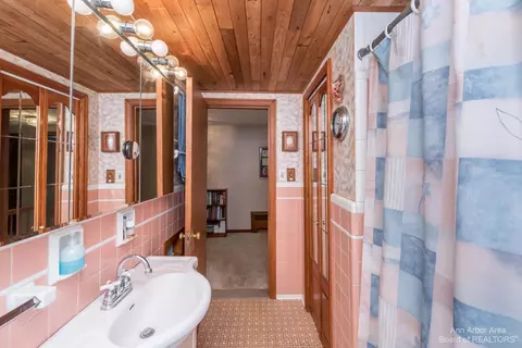 8035 Forest St, Dexter, MI 48130 photo 35