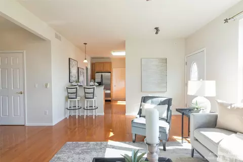 5325 Falling Leaf Dr, Ann Arbor, MI 48108 photo 3