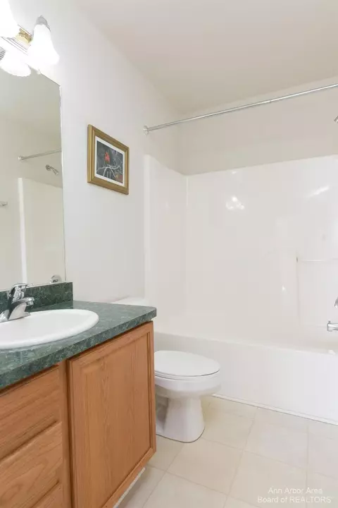 5325 Falling Leaf Dr, Ann Arbor, MI 48108 photo 24