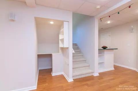 5325 Falling Leaf Dr, Ann Arbor, MI 48108 photo 34