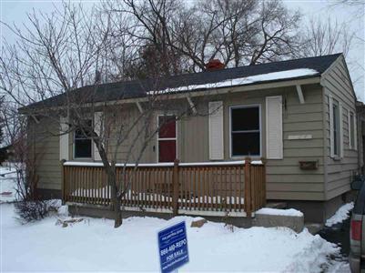 404 E Caroline St, Other, MI 48430 photo 1