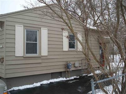 404 E Caroline St, Other, MI 48430 photo 2