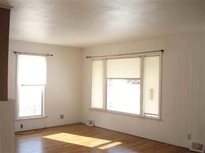 226 Warren Ave, Other, MI 48433 photo 4