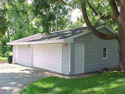 219 W Second St, Other, MI 48423 photo 2