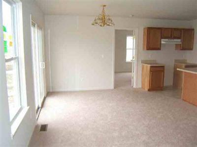 472 Windy Bluff Dr, Other, MI 48433 photo 5