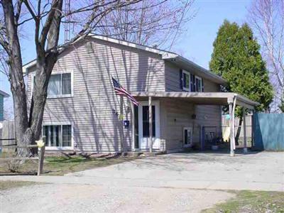 343 Beach St, Mount Morris, MI 48458 photo 1