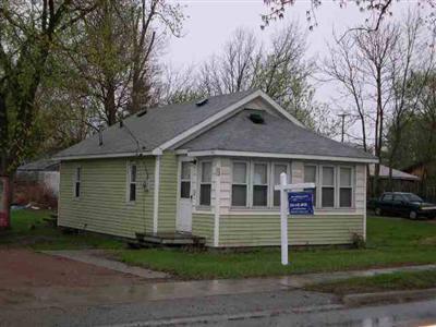 2127 E Bristol, Other, MI 48529 photo 1