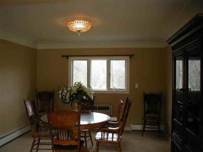 2256 W Thompson, Fenton, MI 48430 photo 2