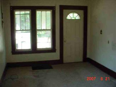 623 Monroe St, Other, MI 48503 photo 3