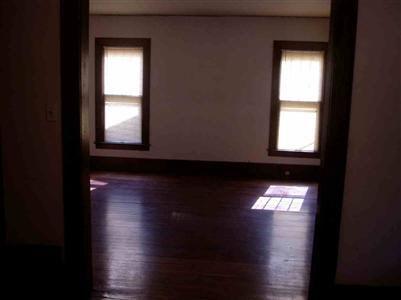 620 E Third St, Other, MI 48503 photo 4