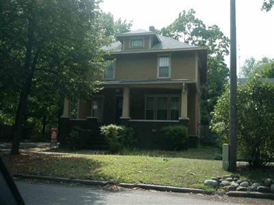 620 E Third St, Other, MI 48503 photo 1