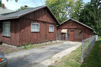 503 E Clinton St, Other, MI 48429 photo 2