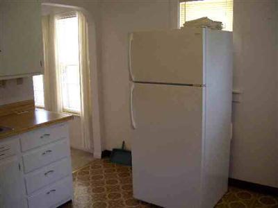 552 Dell Ave, Other, MI 48507 photo 3