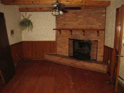 1749 Lynbrook St, Other, MI 48507 photo 3