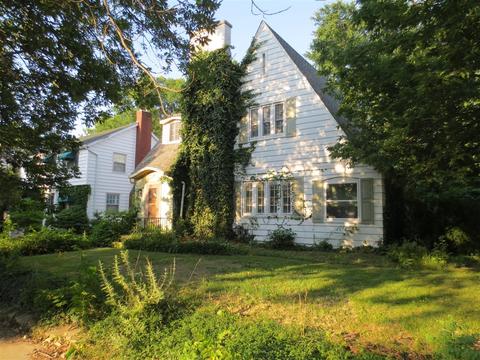 1025 Beard St, Flint, MI 48503 photo 1