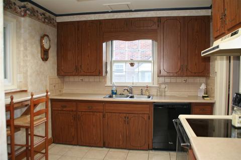 2121 Pierce St, Flint, MI 48503 photo 8