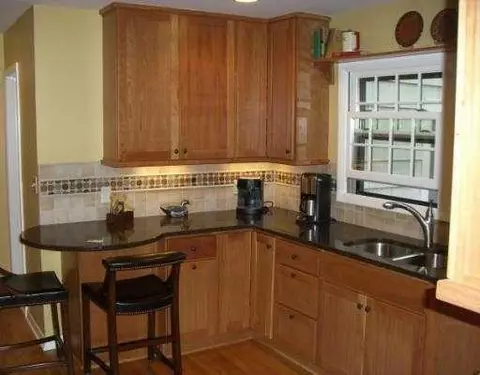 2541 Devonshire, Ann Arbor, MI 48104 photo 2