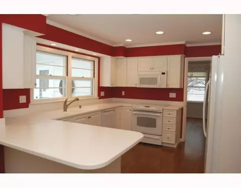 2511 Devonshire, Ann Arbor, MI 48104 photo 2