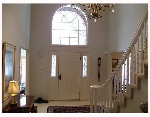3309 E Dobson, Ann Arbor, MI 48105 photo 2
