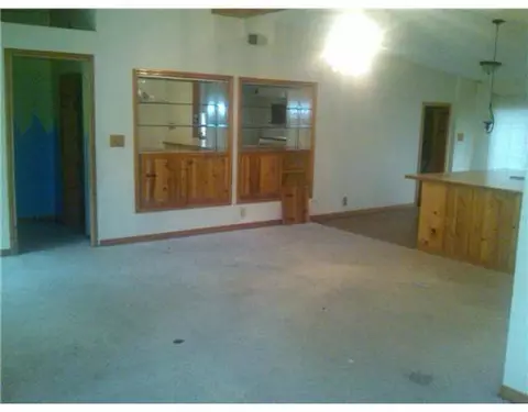 3137 Cherrytree, Ann Arbor, MI 48108 photo 2