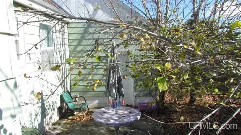 512 Poplar, Ishpeming, MI 49849 photo 3
