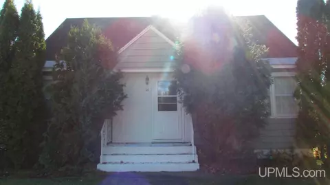 512 Poplar, Ishpeming, MI 49849 photo 7