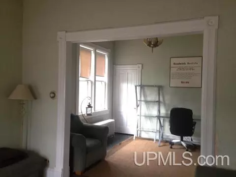 625 Park, Ishpeming, MI 49849 photo 3