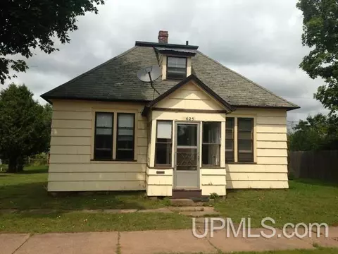 625 Park, Ishpeming, MI 49849 photo 1