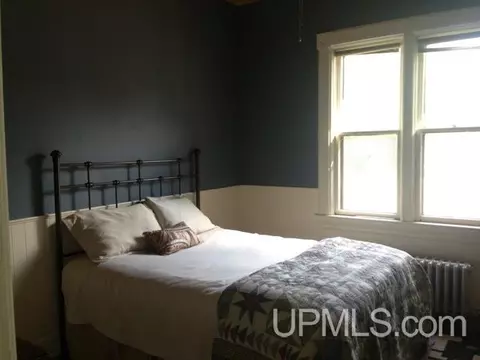 625 Park, Ishpeming, MI 49849 photo 6